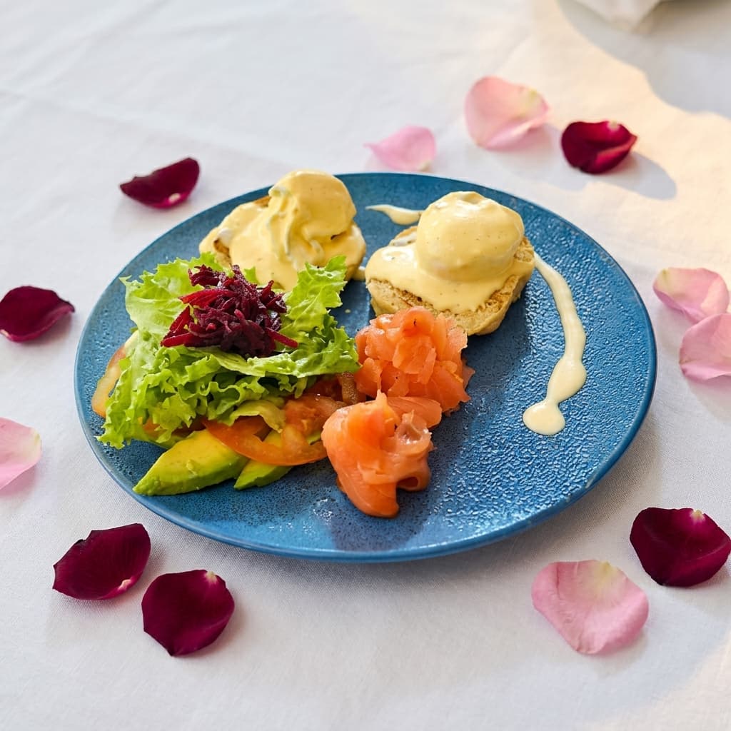 Benedictinos con salmón